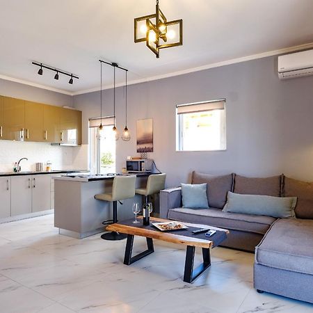 Oreon Suites - Usia Nafplio Bagian luar foto