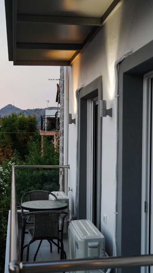 Oreon Suites - Usia Nafplio Bagian luar foto